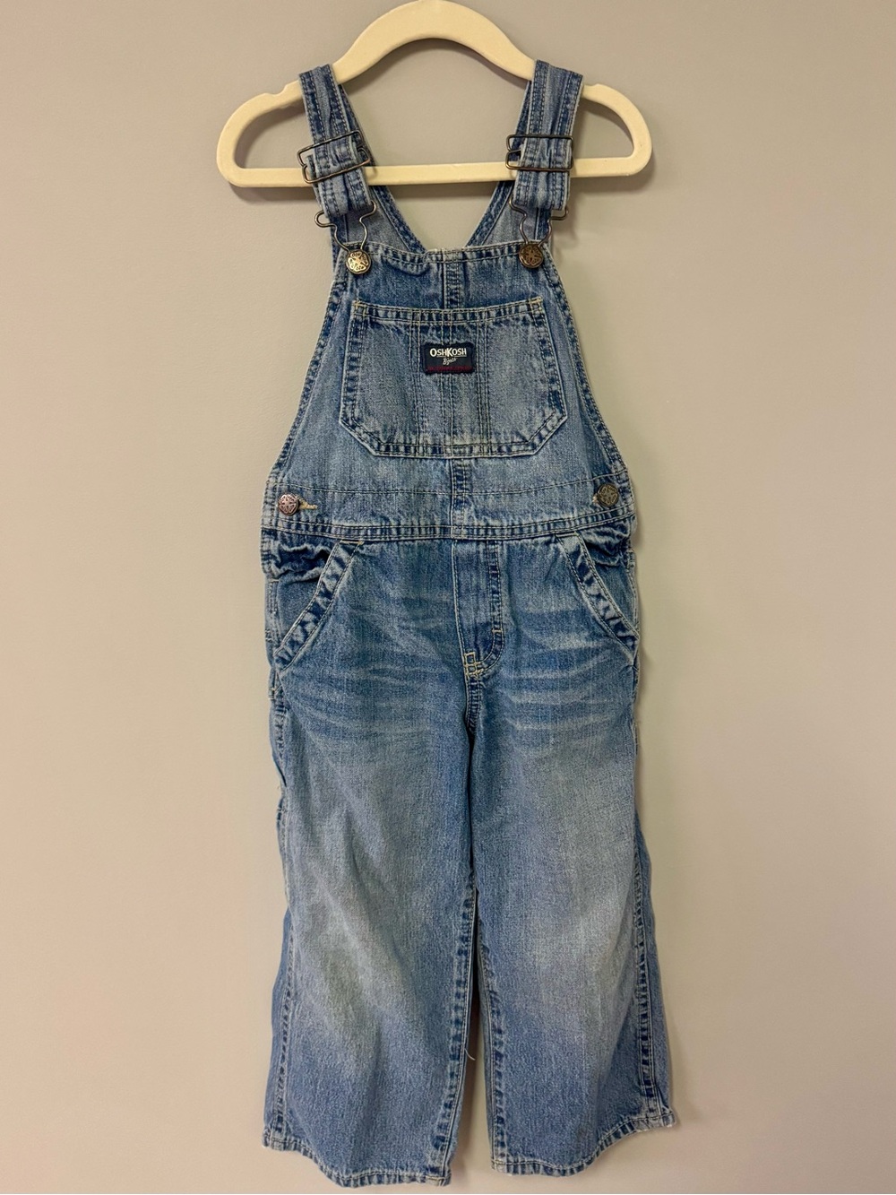 One-piece subcategory selection